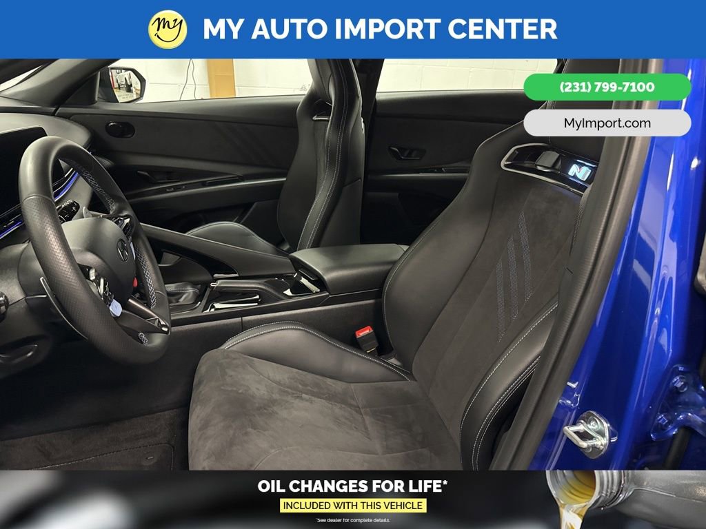 Used 2025 Hyundai Elantra N Base w/ Cargo Package image 13