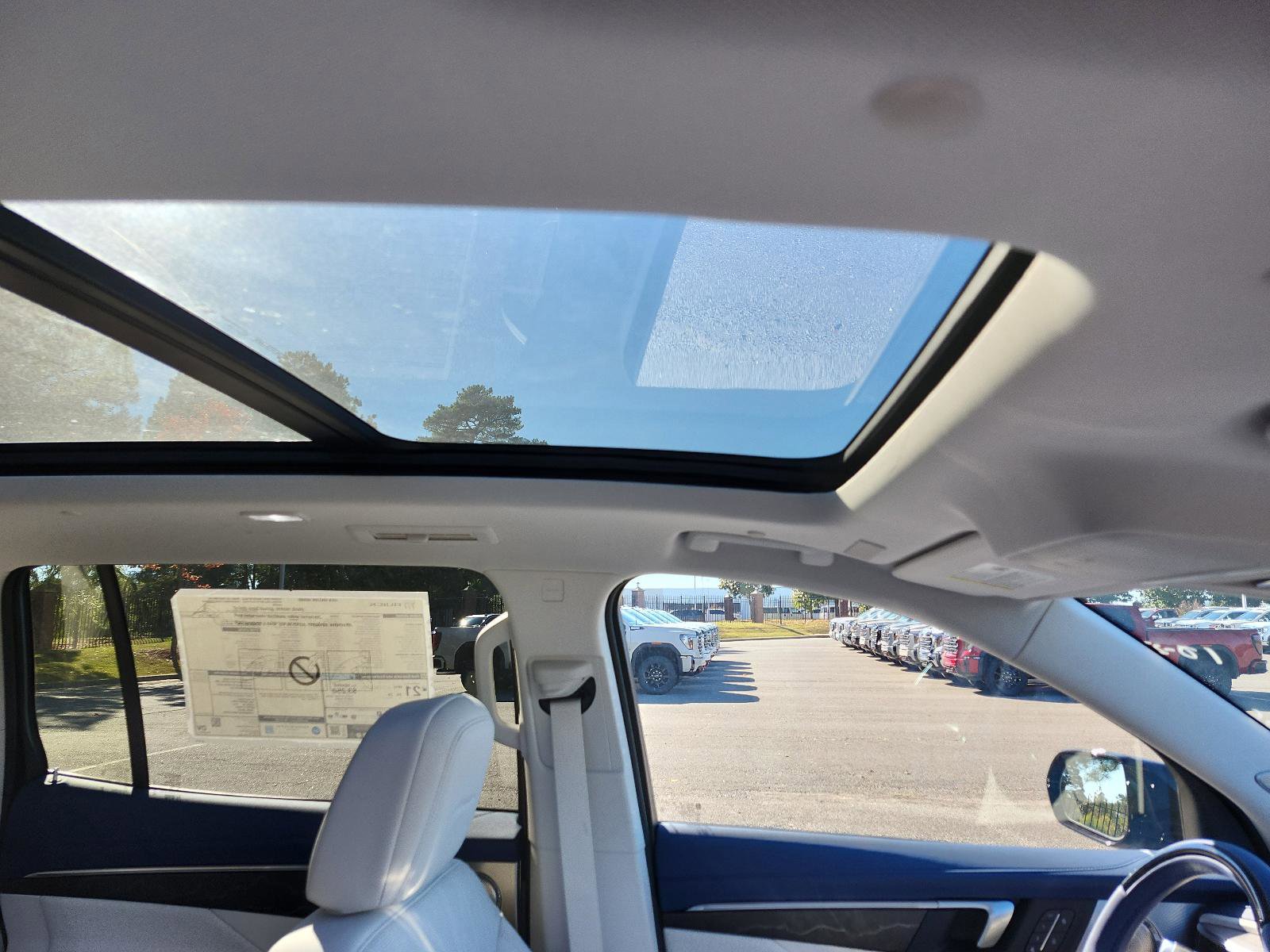 New 2026 Buick Enclave Avenir image 8