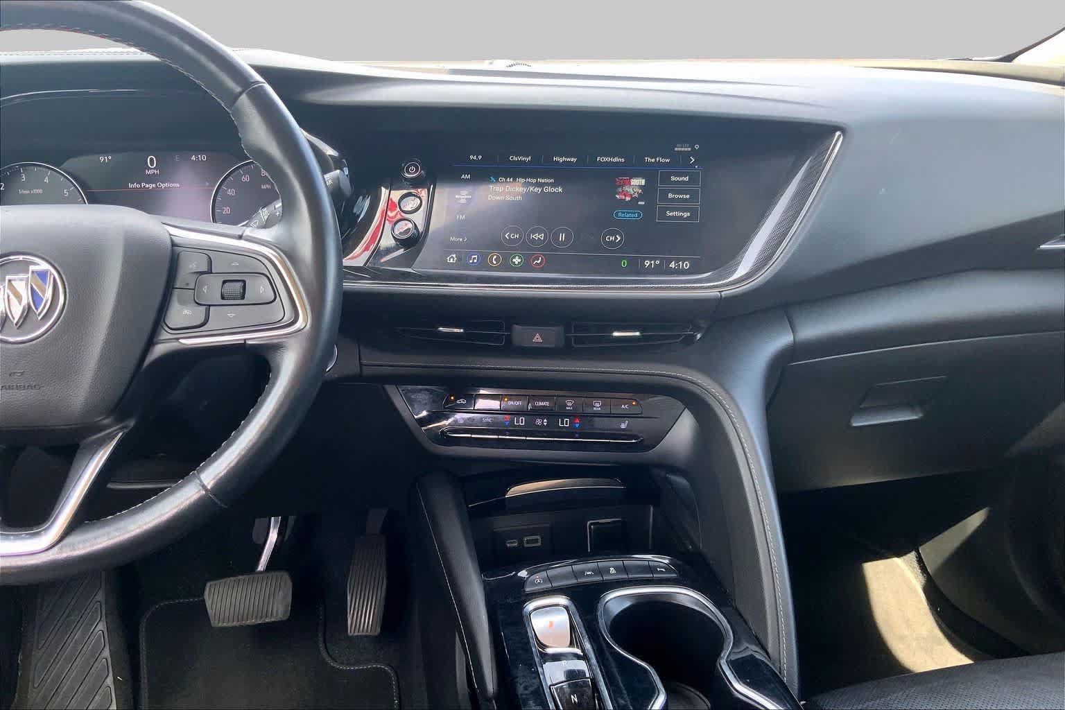 Certified 2022 Buick Envision Essence w/ Safety Package FWD image 6