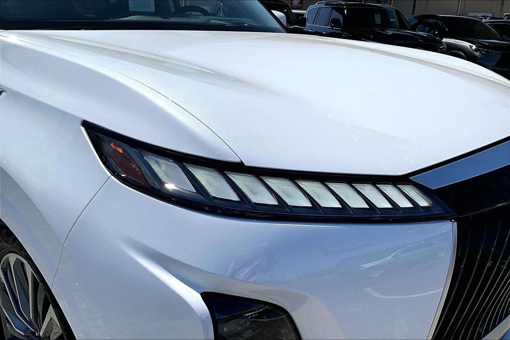 Certified 2025 INFINITI QX80 Sensory AWD/4WD image 42