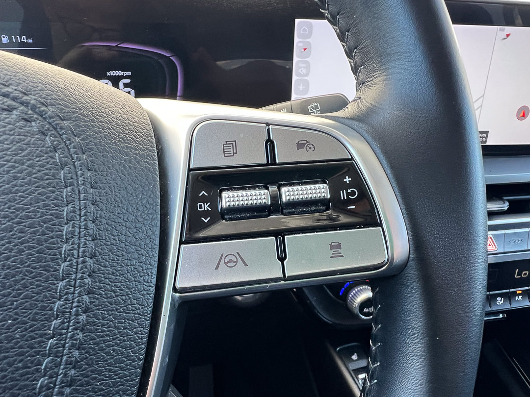 Used 2024 Kia Telluride S w/ S Sunroof Package FWD image 19