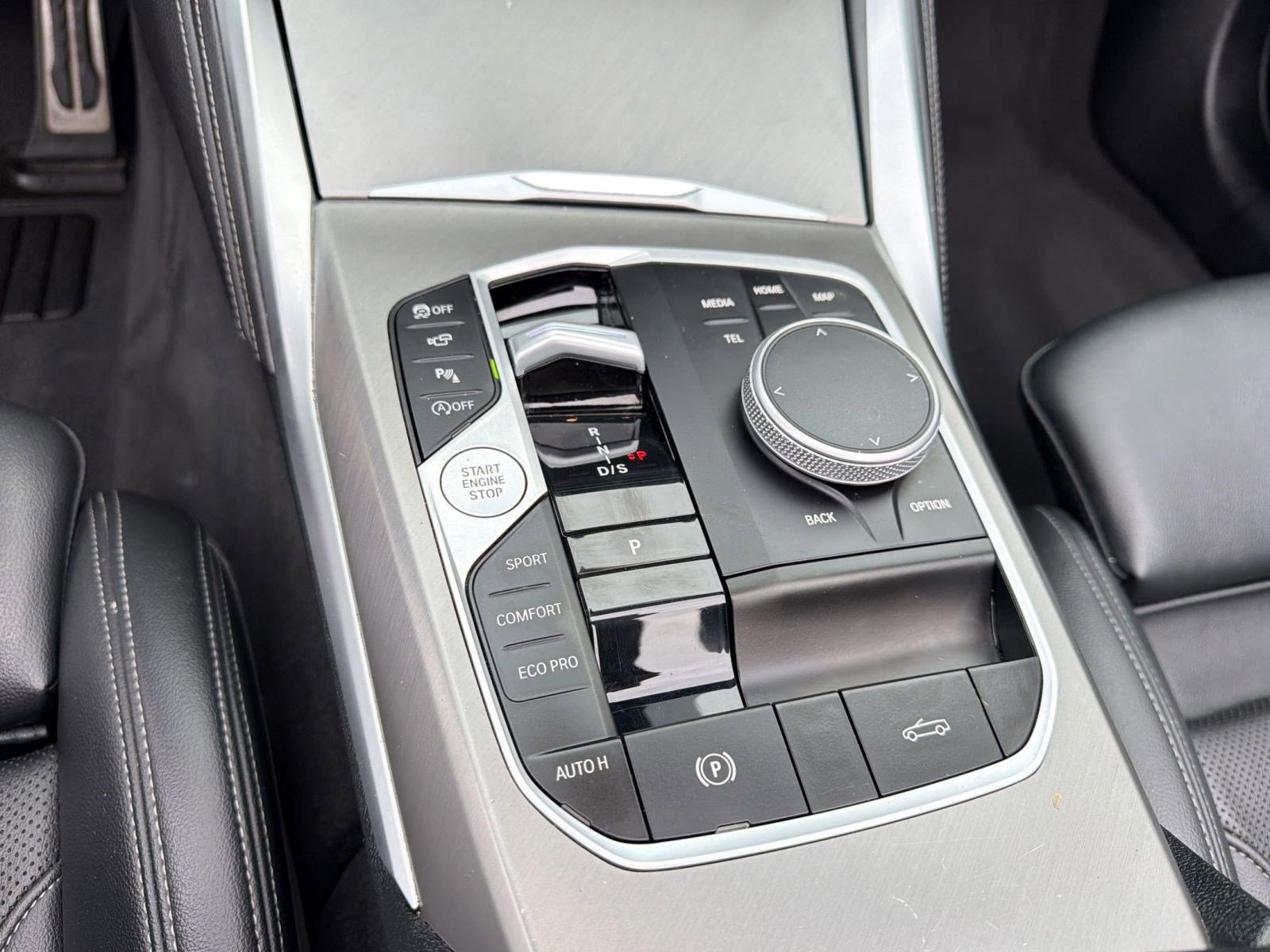 Certified 2025 BMW 430i Convertible RWD image 16