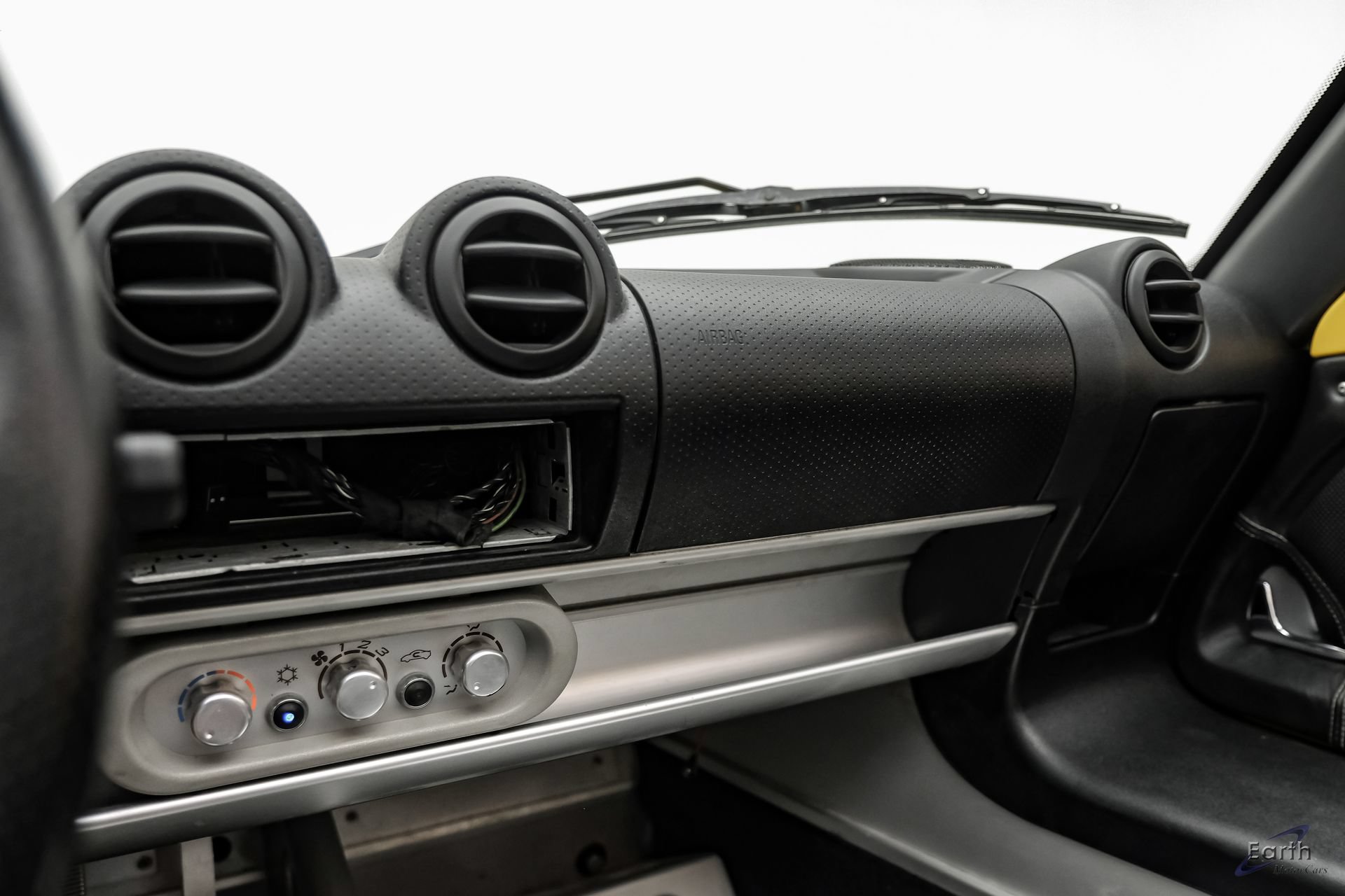 Used 2005 Lotus Elise RWD image 71