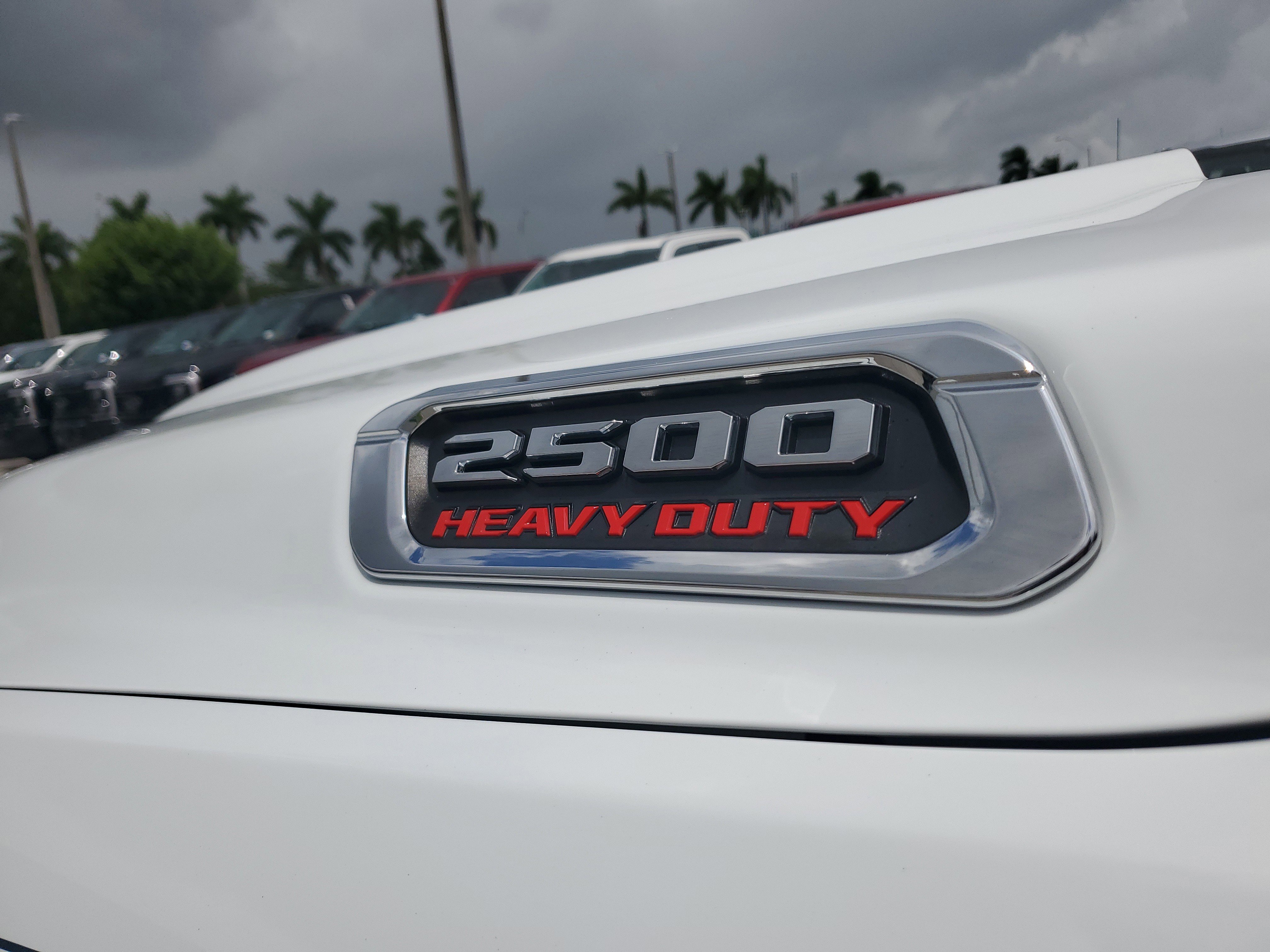 Used 2024 RAM 2500 Tradesman w/ Chrome Appearance Group image 30