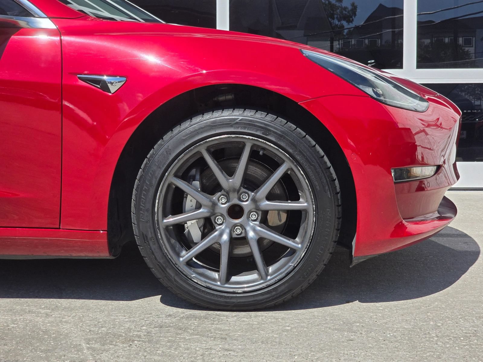 Used 2018 Tesla Model 3 Long Range RWD image 40