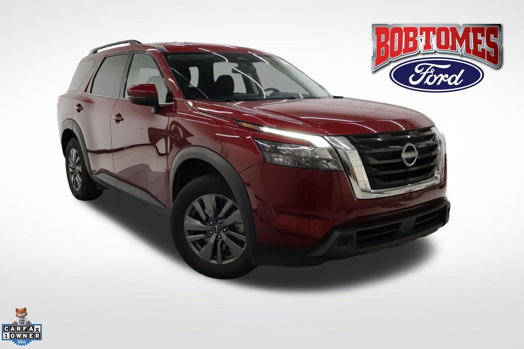 Used 2024 Nissan Pathfinder SV