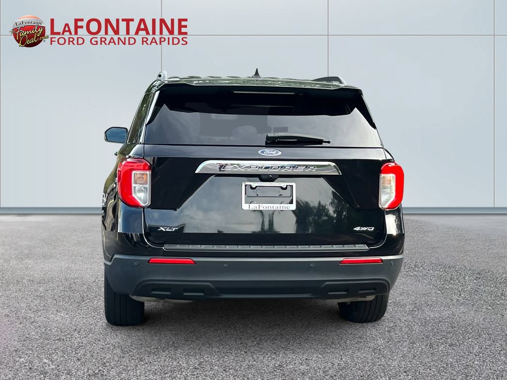 Certified 2023 Ford Explorer XLT AWD/4WD image 6
