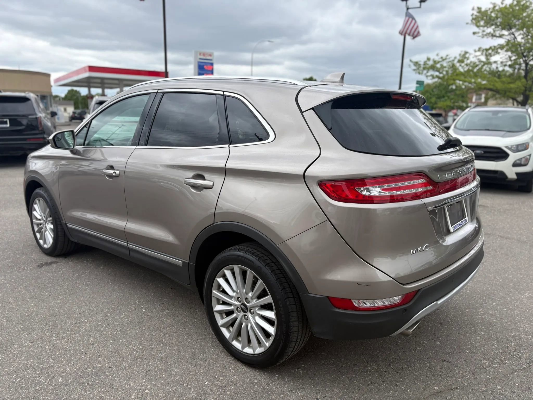 Used 2019 Lincoln MKC Premiere AWD/4WD image 7