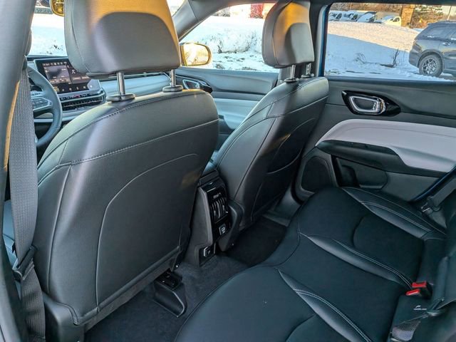 New 2026 Jeep Compass Limited image 25