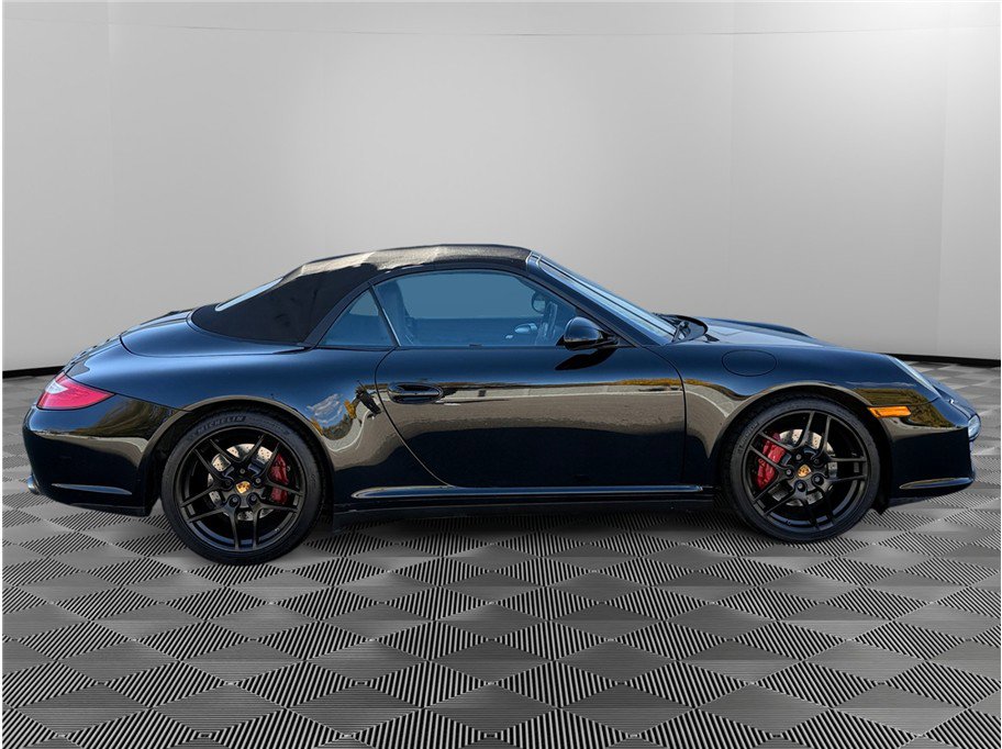 Used 2010 Porsche 911 Carrera 4S image 6