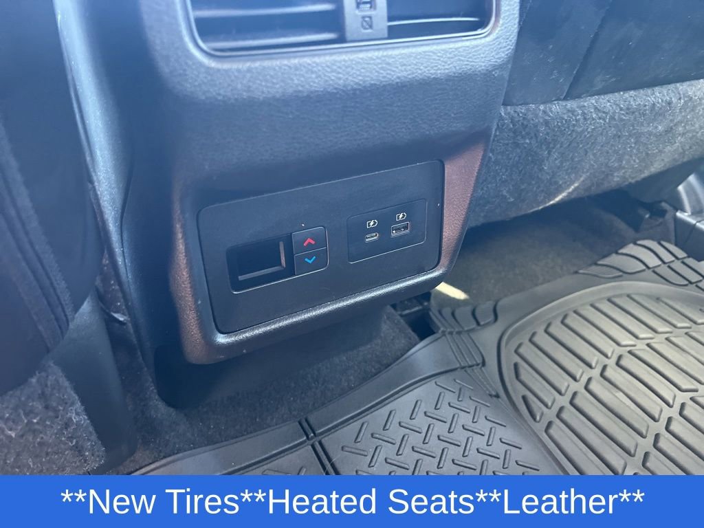 Used 2023 Nissan Rogue SL w/ SL Premium Package image 32