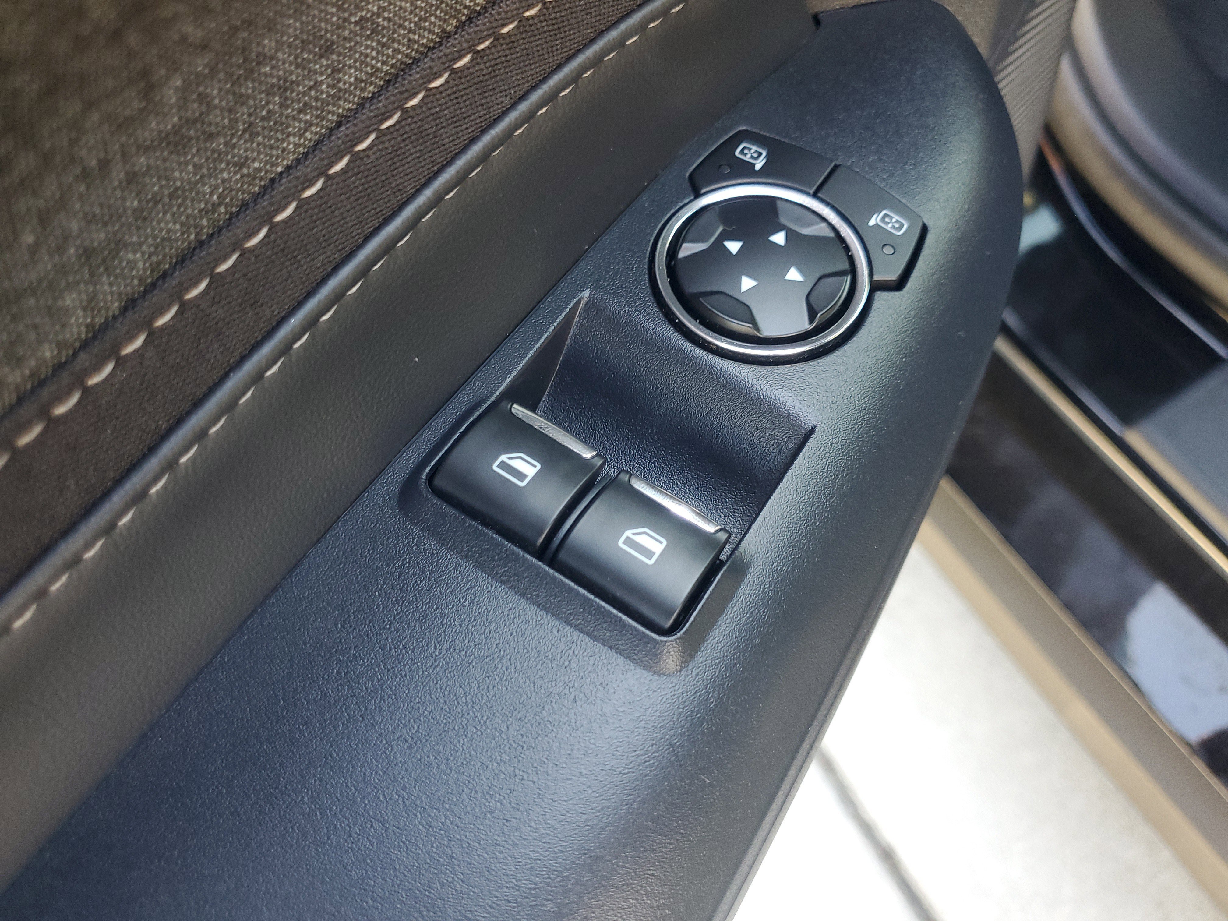 Used 2024 Ford Mustang EcoBoost image 18