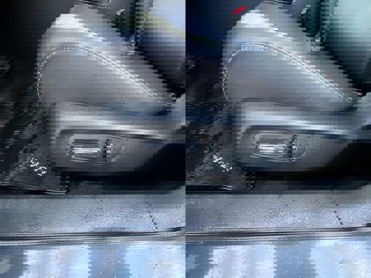 Used 2023 Honda Civic Touring image 12