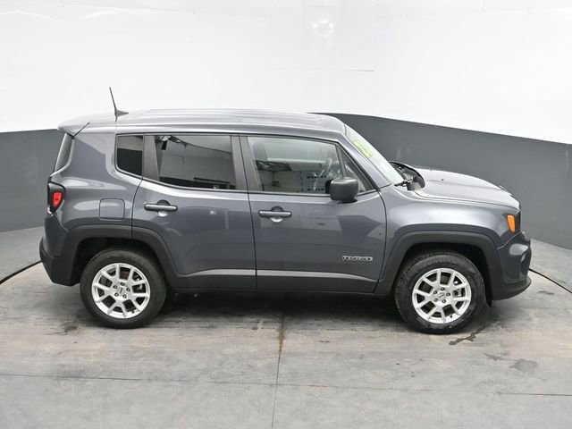 Used 2023 Jeep Renegade Latitude image 36