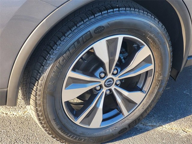 Certified 2023 Nissan Murano S image 7