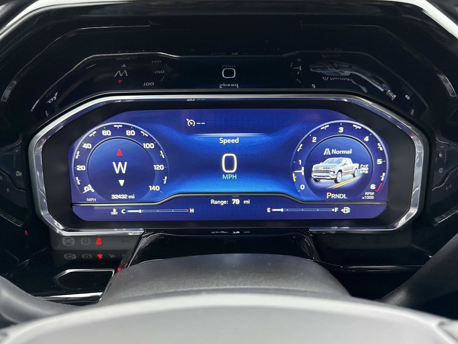 Used 2023 Chevrolet Silverado 1500 LT image 10