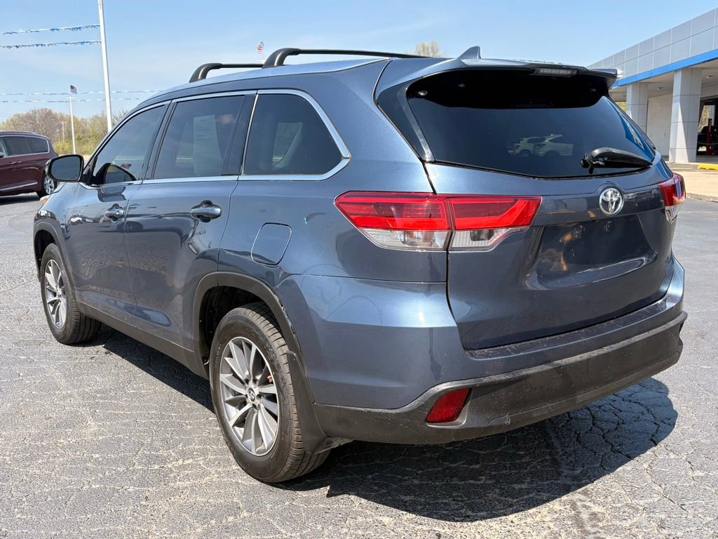 Used 2019 Toyota Highlander XLE image 7