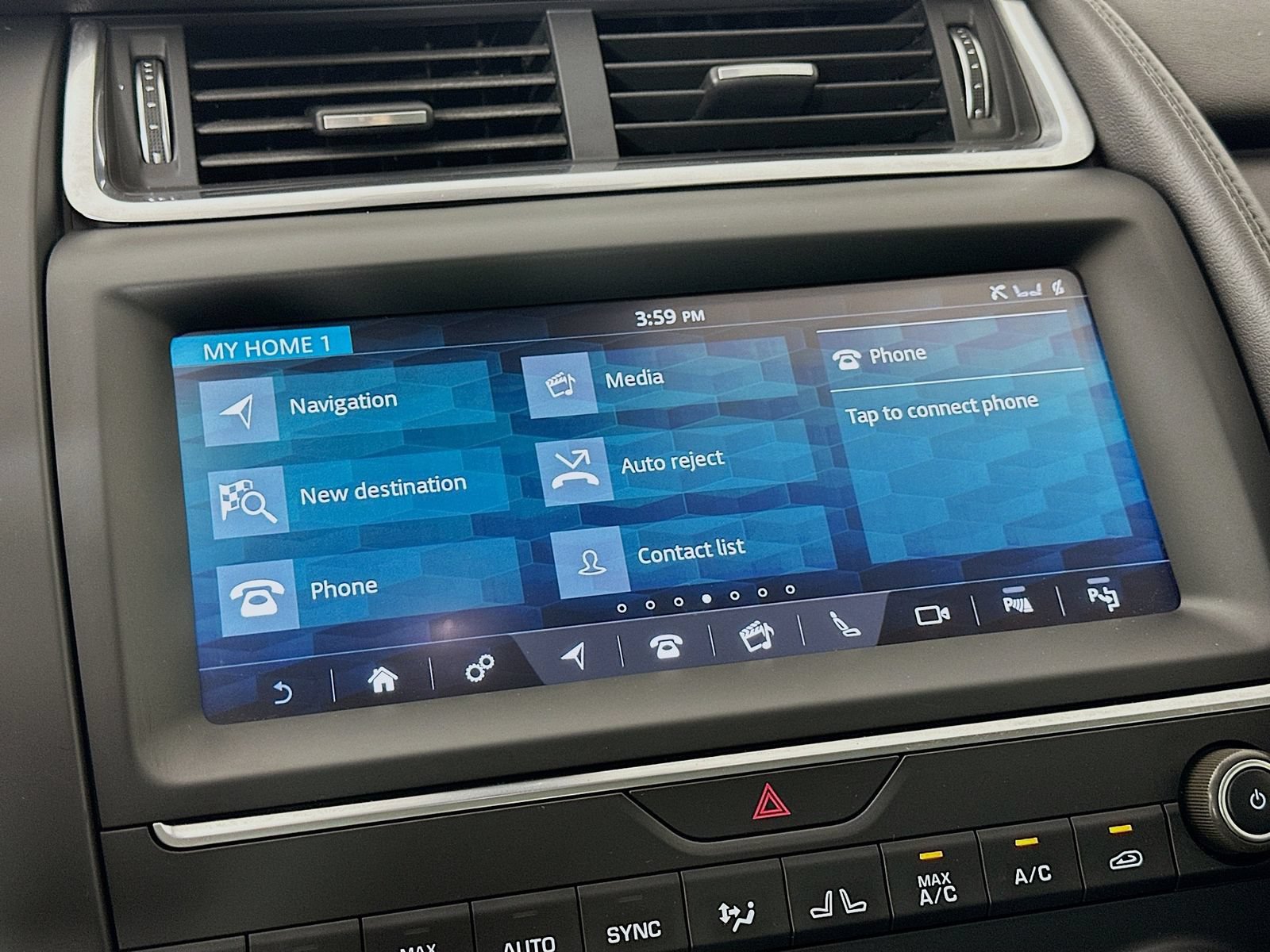 Used 2018 Jaguar E-PACE SE AWD/4WD image 24
