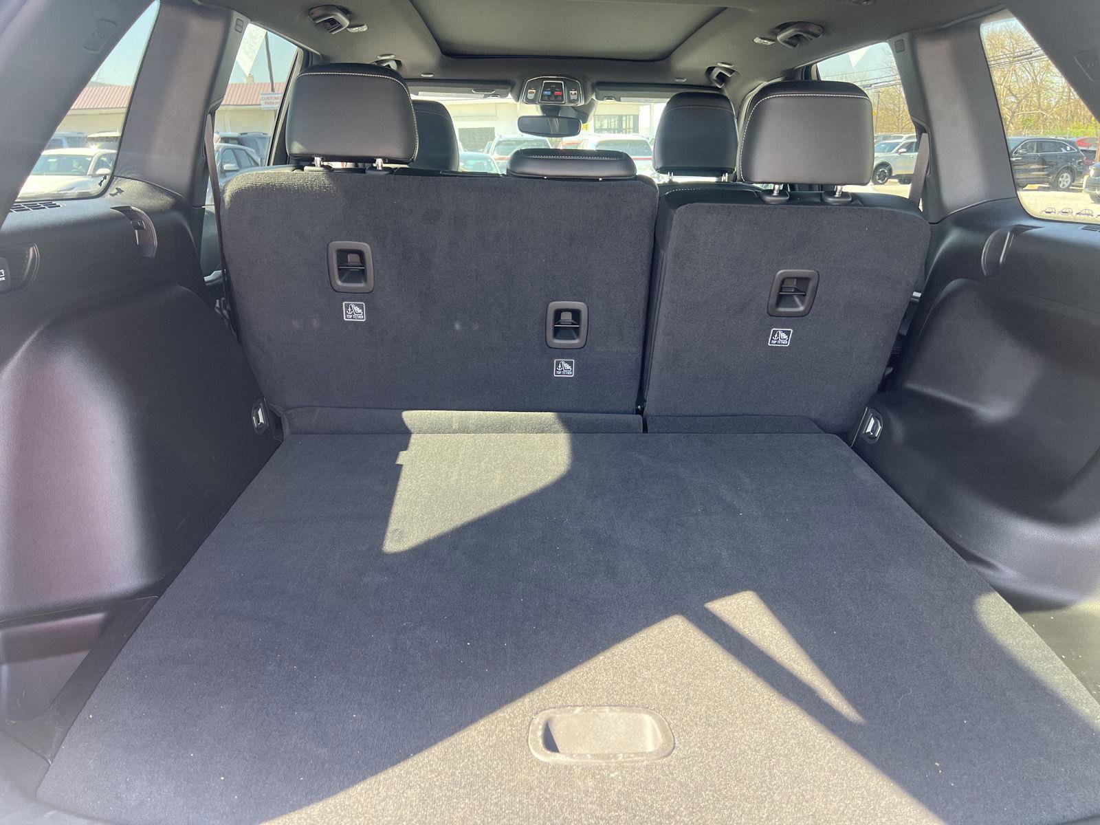 Used 2025 Jeep Grand Cherokee Limited image 16