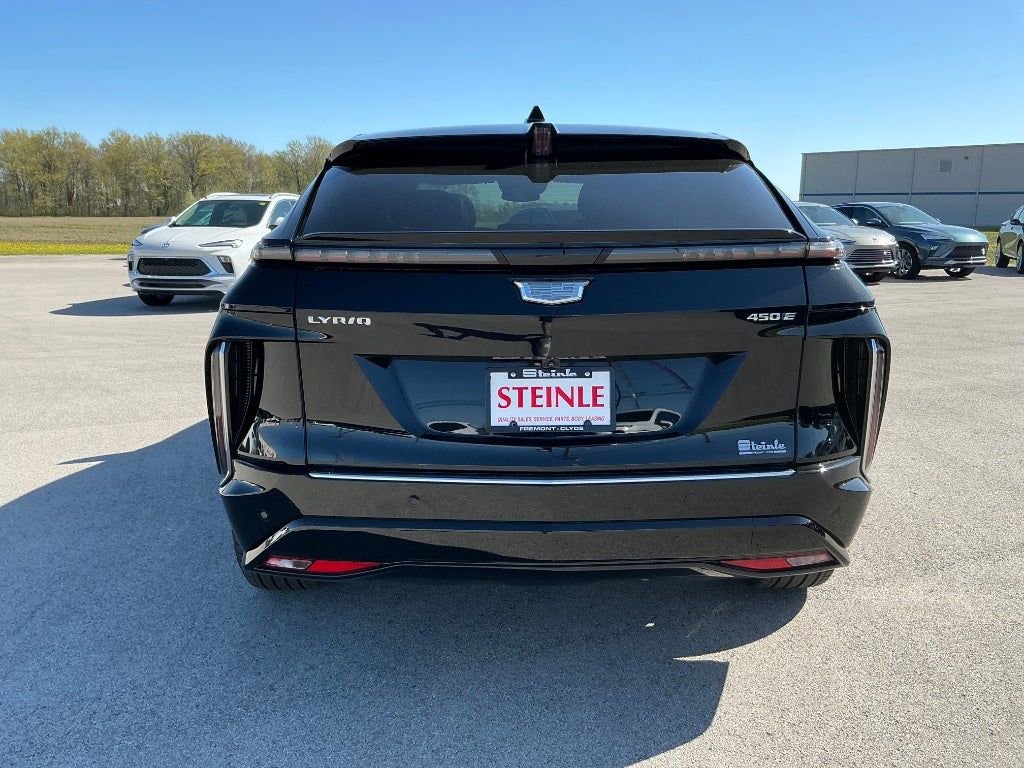 Used 2024 Cadillac Lyriq Luxury image 4