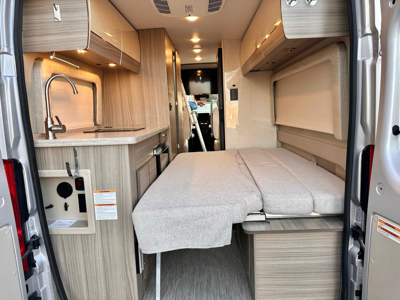 Used 2023 RAM ProMaster 3500 w/ Premium Convenience Group (B) FWD image 86