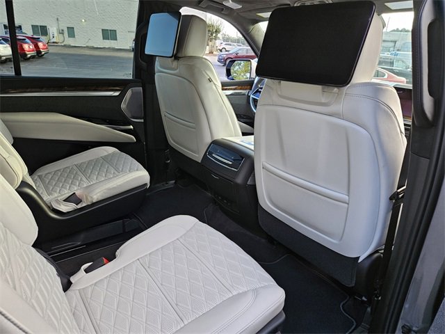 New 2025 Cadillac Escalade Sport Platinum w/ LPO, ONYX Package image 23