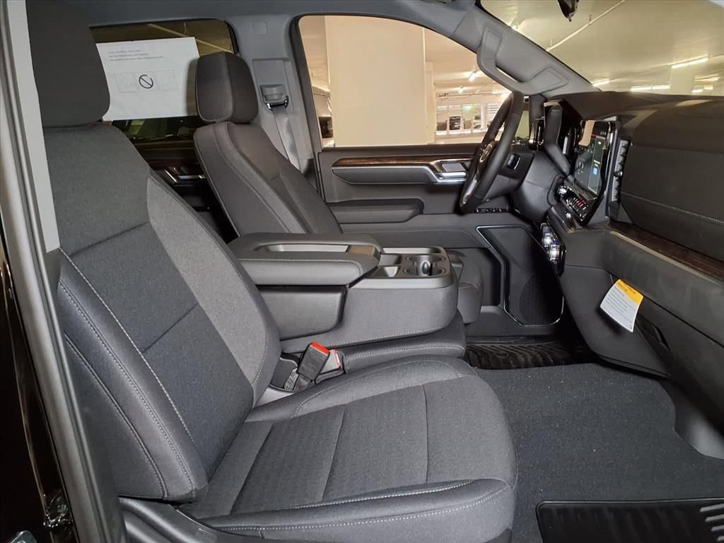 New 2025 GMC Sierra 1500 SLE image 6