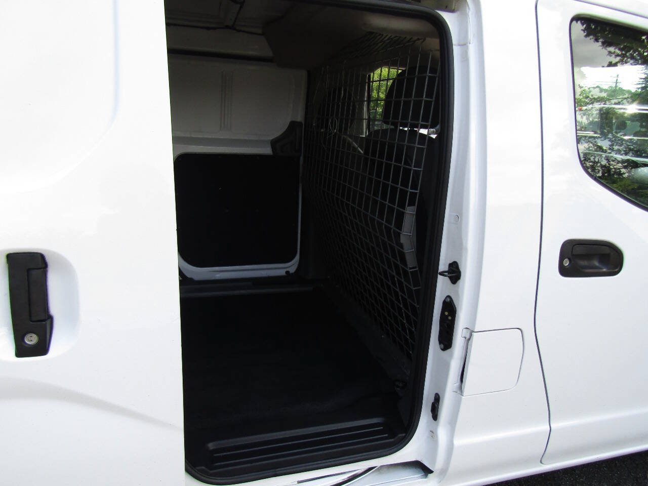 Used 2021 Nissan NV200 S w/ Back Door Glass Package FWD image 24