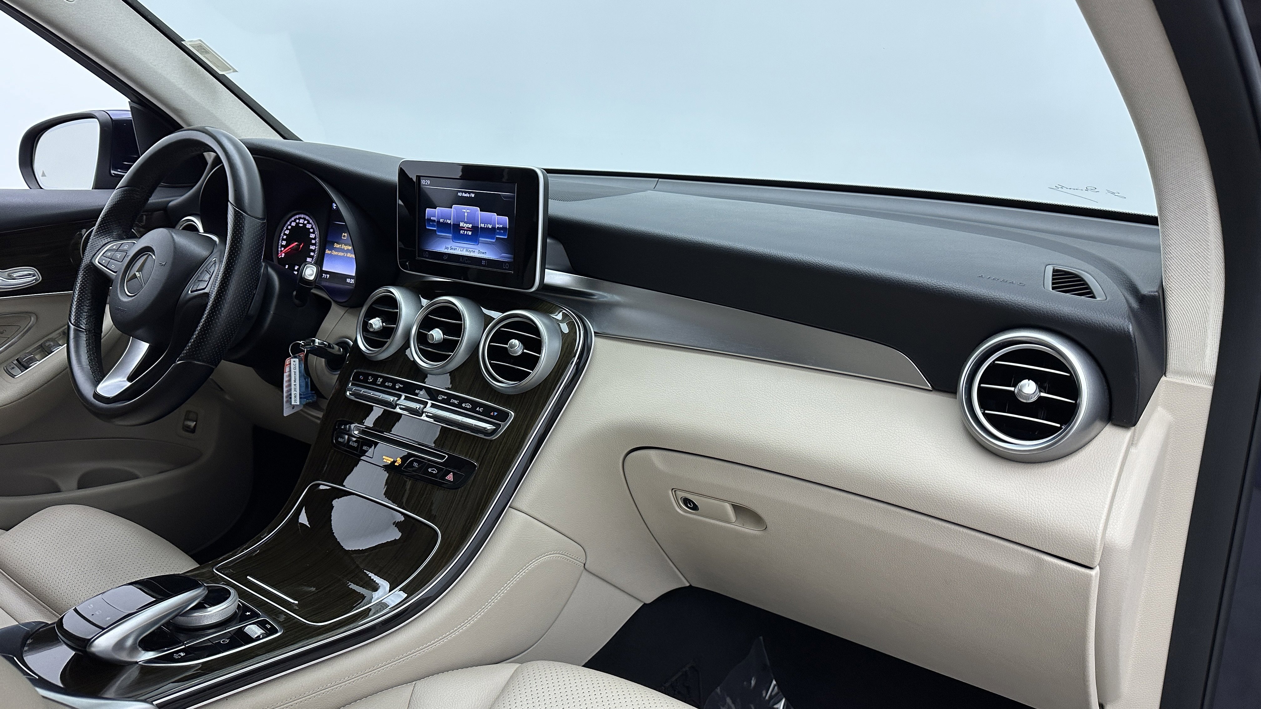 Used 2016 Mercedes-Benz GLC 300 image 34