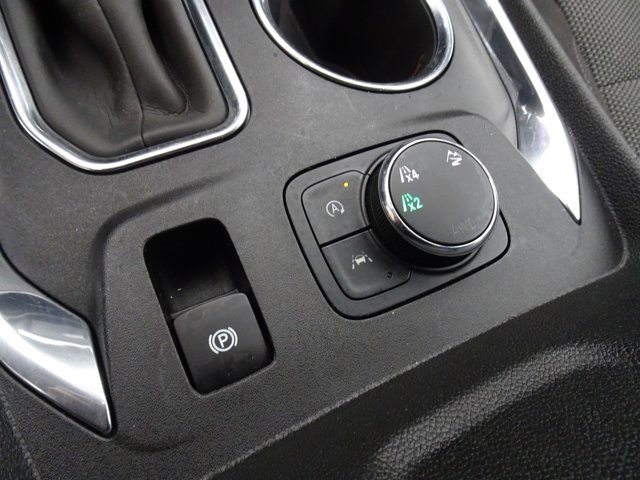 Certified 2023 Chevrolet Traverse LT image 16