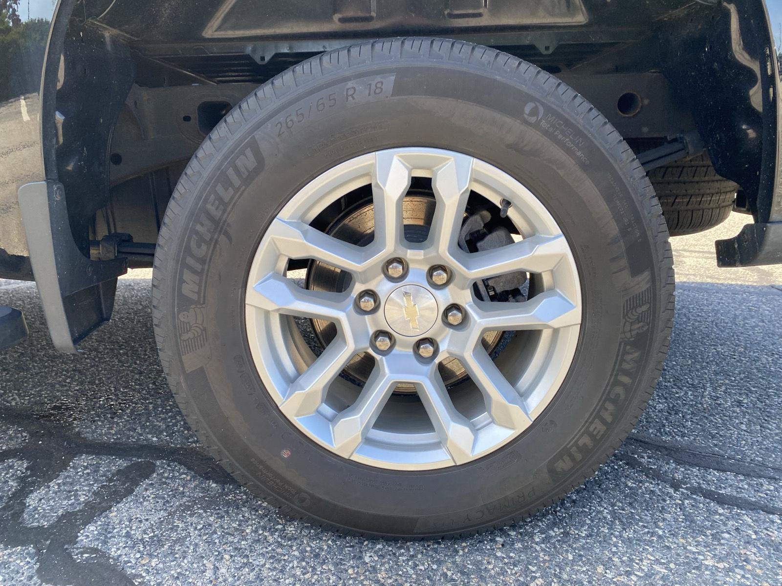 Used 2024 Chevrolet Silverado 1500 LT AWD/4WD image 13