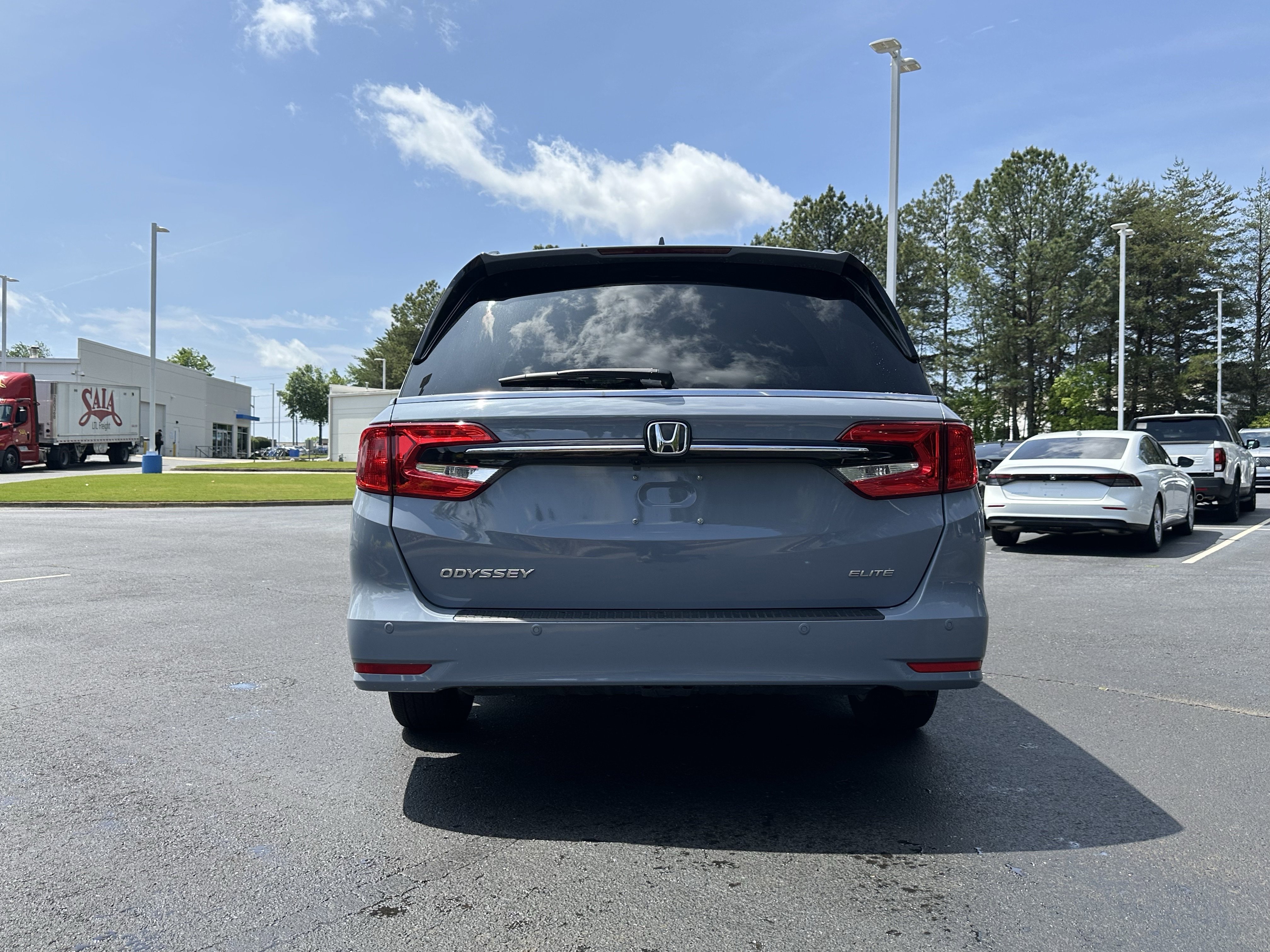 Certified 2024 Honda Odyssey Elite image 11