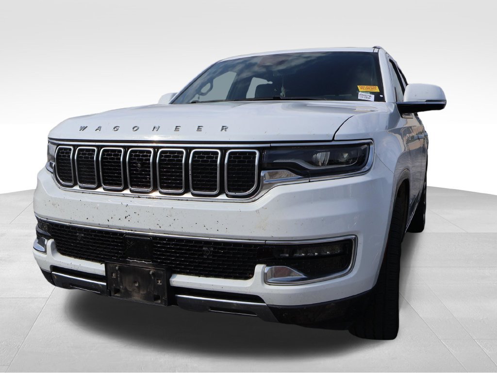 Used 2022 Jeep Wagoneer Series III w/ Premium Group I AWD/4WD image 4
