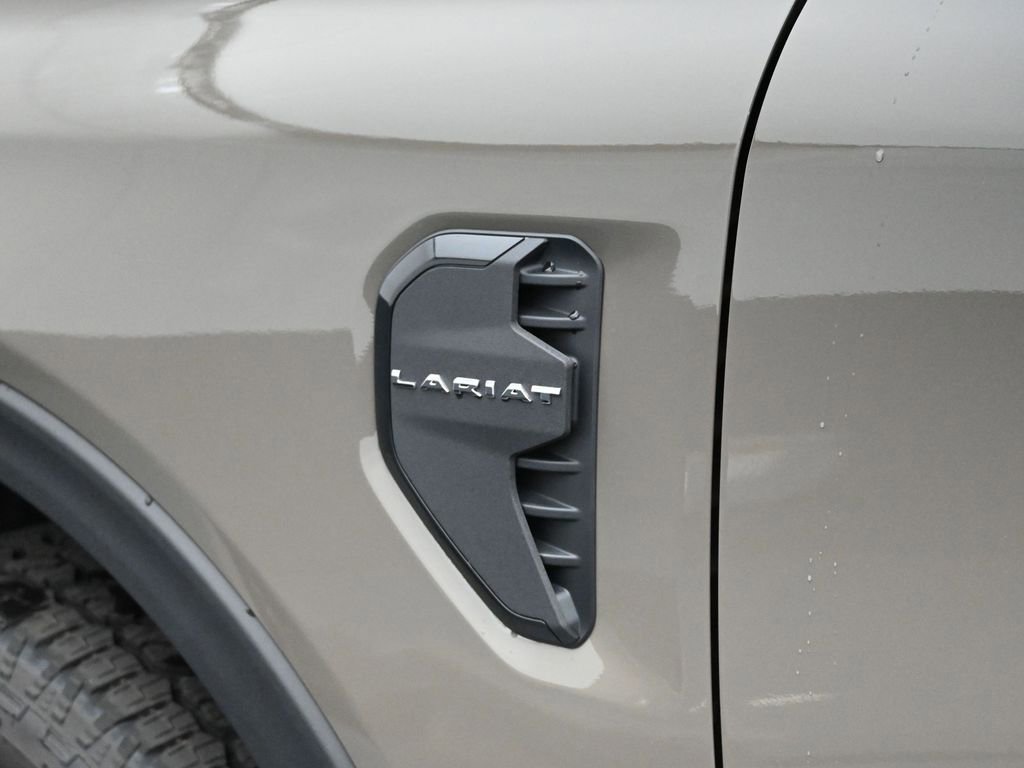New 2025 Ford Ranger Lariat w/ FX4 Off-Road Package image 15