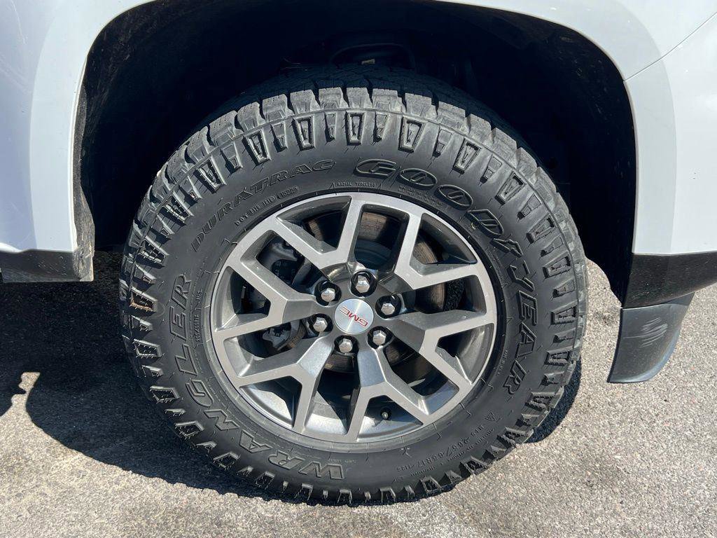 Used 2022 GMC Canyon AT4 image 7