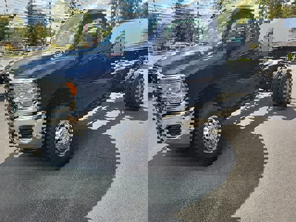 New 2024 RAM 3500 Tradesman image 6