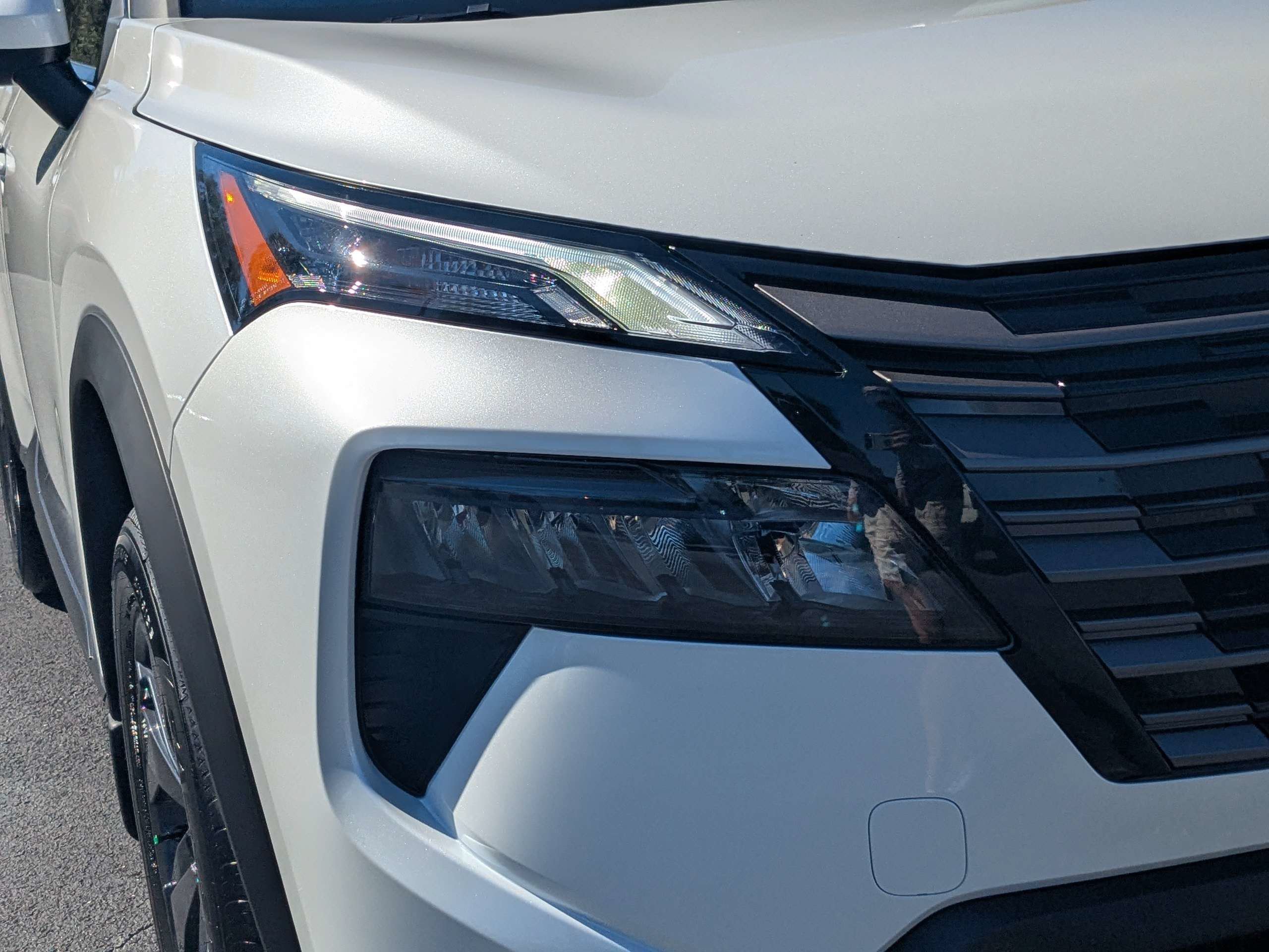 New 2026 Nissan Rogue SV FWD image 10