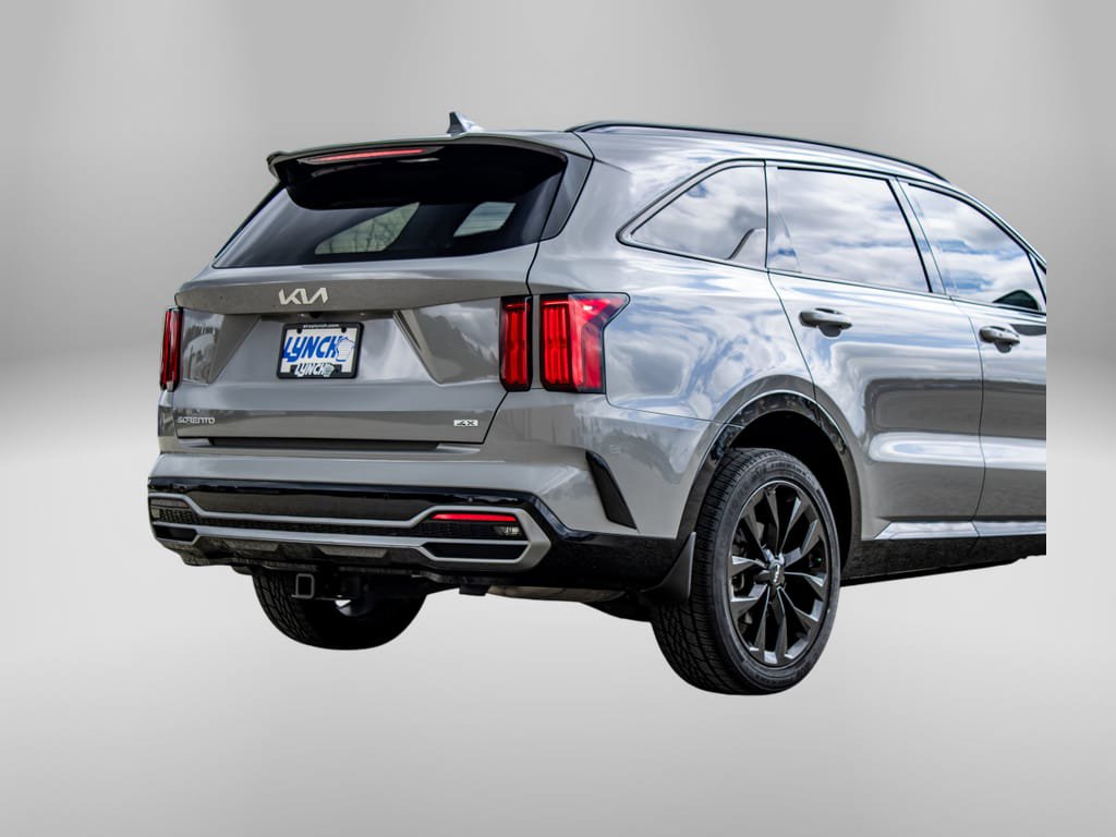 Used 2023 Kia Sorento SX AWD/4WD image 15