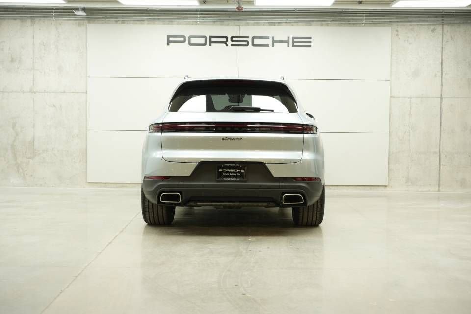 New 2026 Porsche Cayenne image 6