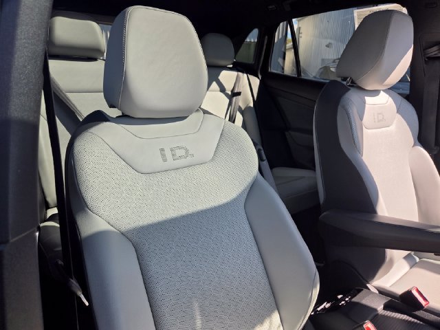 Used 2021 Volkswagen ID.4 Pro S AWD/4WD image 13