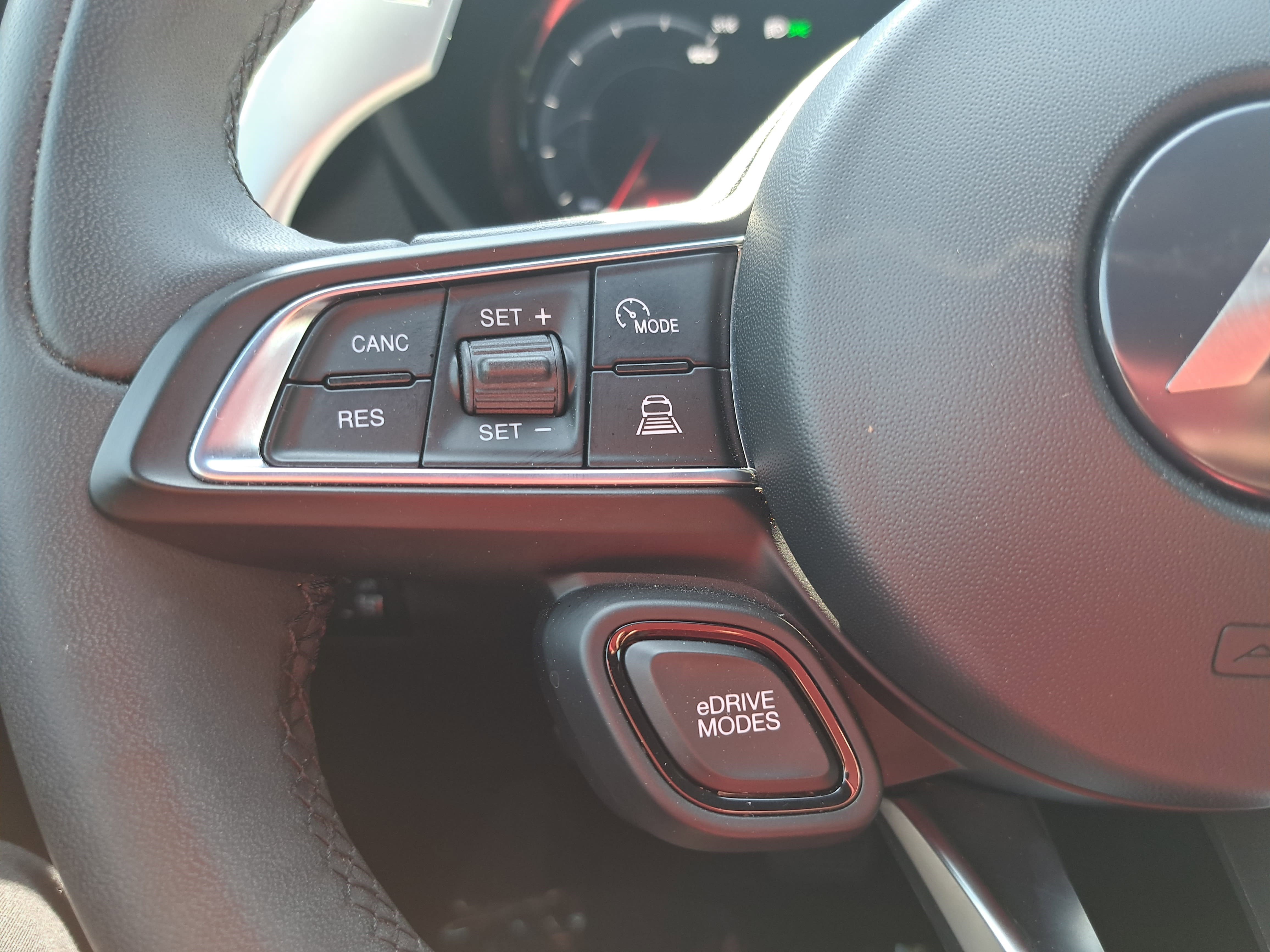 Used 2024 Dodge Hornet R/T w/ R/T Blacktop Package AWD/4WD image 16