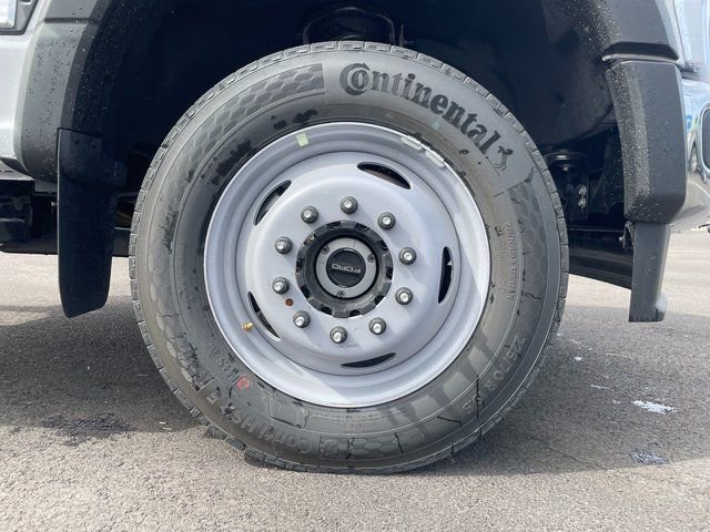 New 2025 Ford F450 XL w/ XL Chrome Package image 6