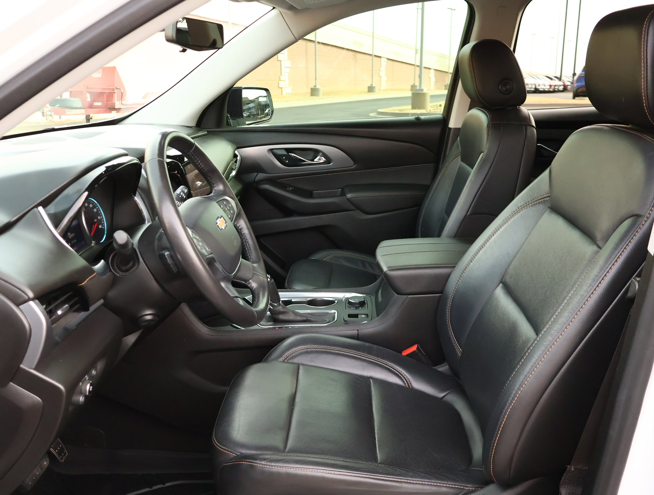 Used 2020 Chevrolet Traverse Premier w/ Redline Edition image 13