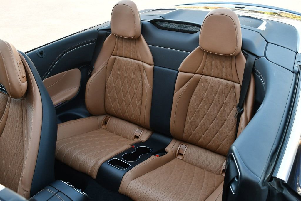 Used 2024 Mercedes-Benz CLE 450 4MATIC Cabriolet image 15