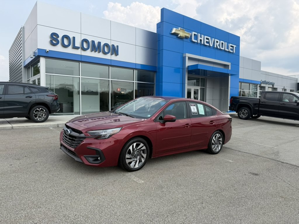 Used 2024 Subaru Legacy Limited AWD/4WD image 2