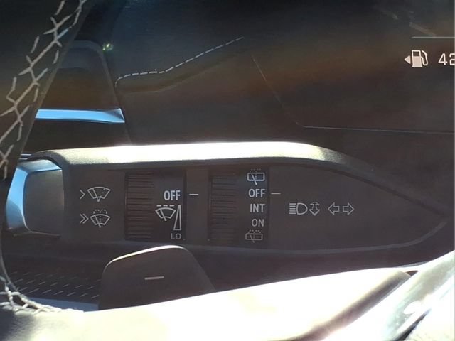 Used 2026 Chevrolet Traverse LT w/ Driver Confidence Package AWD/4WD image 26