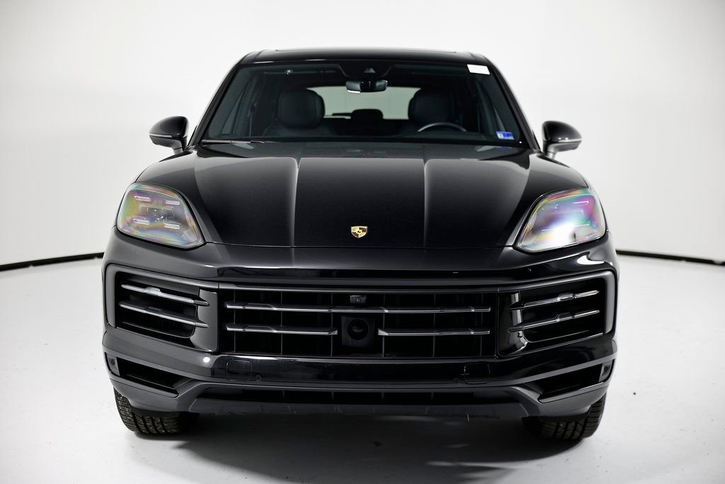 Certified 2024 Porsche Cayenne AWD/4WD image 10