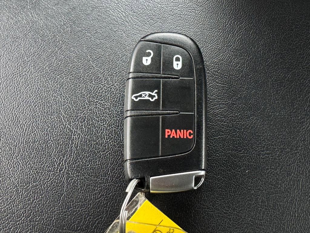 Used 2023 Dodge Challenger R/T w/ Plus Package image 30