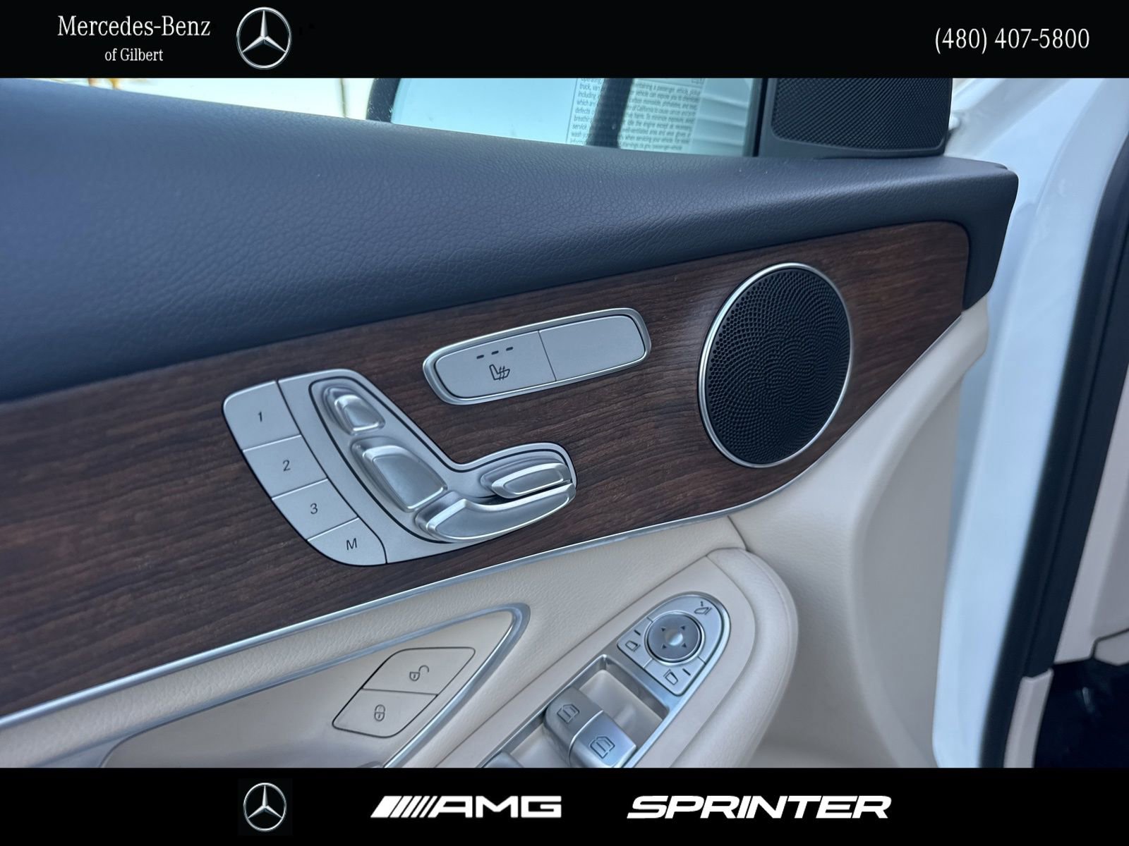 Used 2022 Mercedes-Benz GLC 300 4MATIC image 13