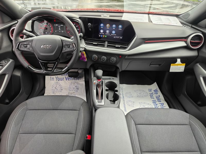 Used 2026 Chevrolet Trax RS image 19